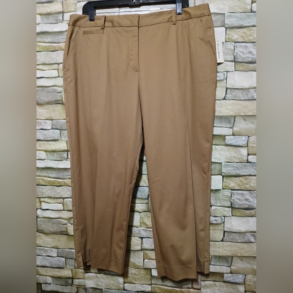 Studio Works Tan Khaki Capris Sz 18 New